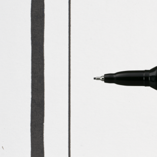 Перманентен Маркер с Боя : Sakura Pen-Touch : Extra Fine 0.7 mm : Черен